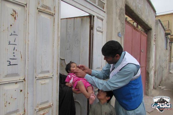 35 هزار کودک زیر ۵ سال خاشی علیه بیماری فلج اطفال واکسینه شدند + تصاویر