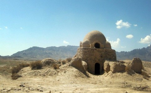 میراث فرهنگی و معنوی شهرستان خاش زیر سایه بی مهری+تصاویر